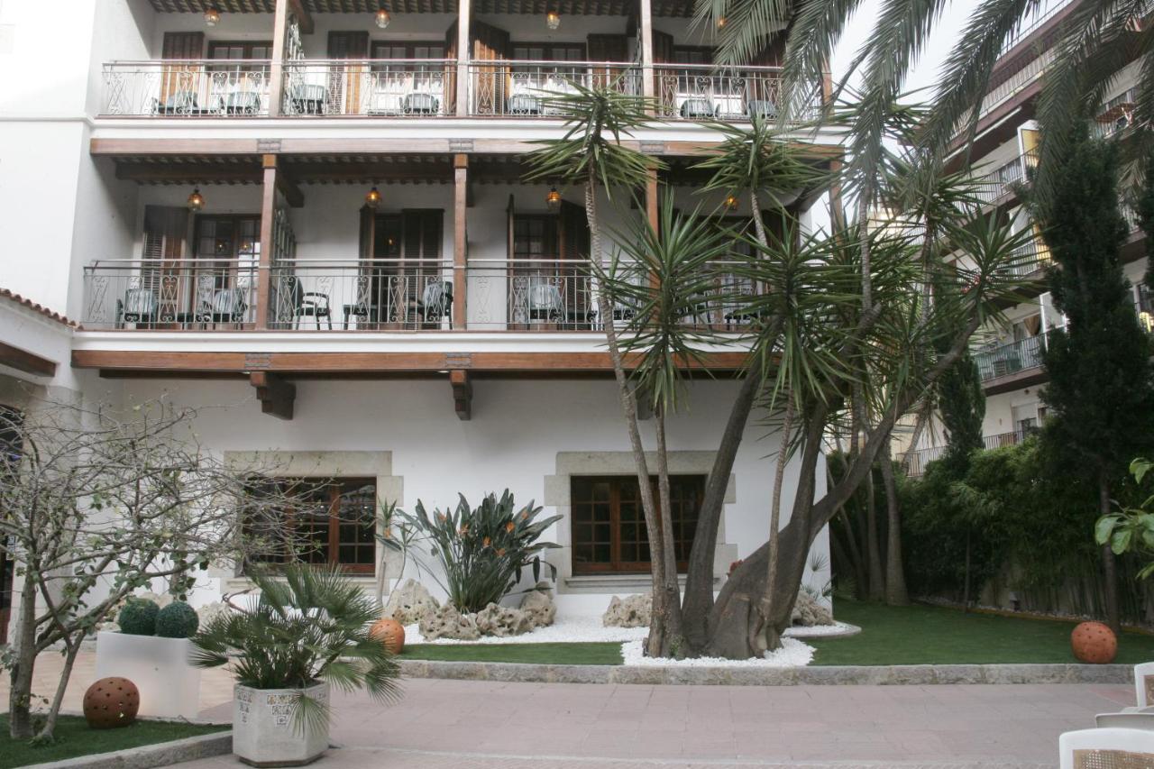 Hotel La Carolina โยเรตเดมาร์ ภายนอก รูปภาพ